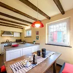 Diana By Portofinohomes *